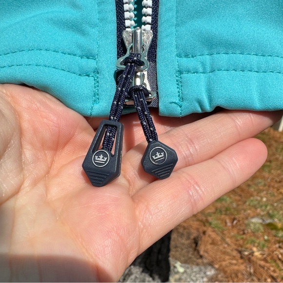 Peter Millar Crown Sport Hyperlight Fuse Hybrid Vest - GARDEN CITY GOLF CLUB - Picture 12 of 15